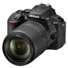 Дзеркальний фотоапарат Nikon D5600 kit (18-140mm VR) (VBA500K002)
