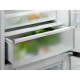 Холодильник з морозильною камерою Electrolux KNP7TE75S